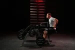 Aparat triceps șezând cu discuri pentru flotări la bară - imagine 3
