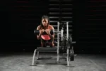 Aparat pentru flexia coapsei cu discuri - imagine 2